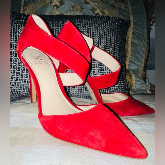 Women’s Gorgeous red high heels 👠- Picture 8 of 10